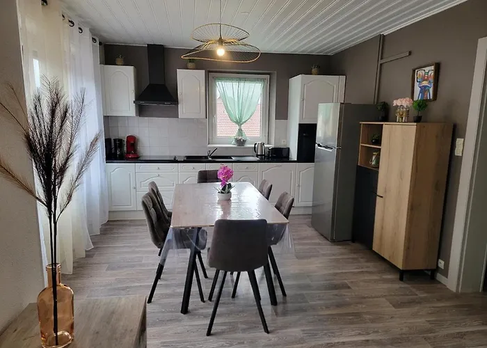 Chez Carine Et Jonathan 1er Etage ג'רארדמר